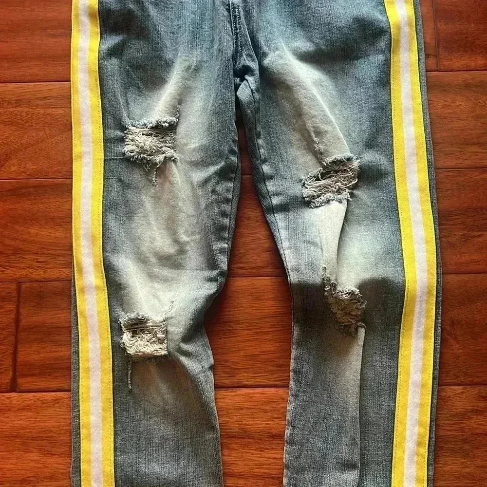 HZW, Women's Yellow Highlighted Distressed, Jeans, Size 32 - Picture 3 of 7